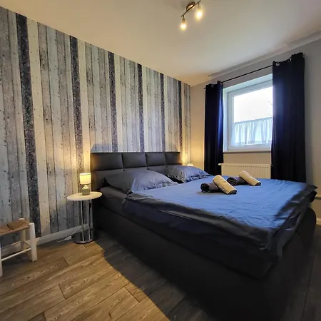 10 Walnuss - Hof Wiesengrund * Parchtitz