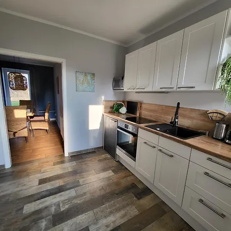 10 Walnuss - Hof Wiesengrund Parchtitz