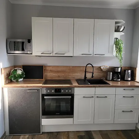 10 Walnuss - Hof Wiesengrund *